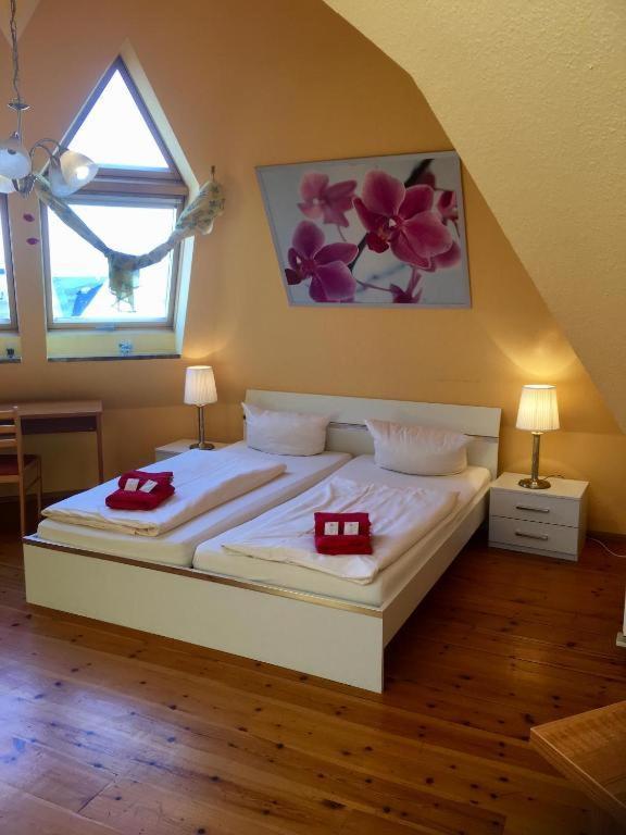 Ryde & Hyde Budget Hotel Дрезден Экстерьер фото