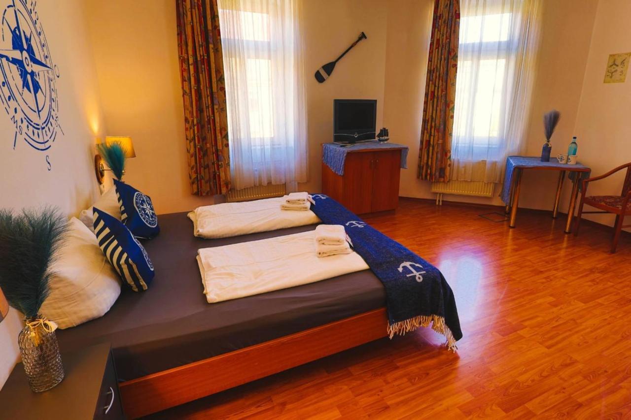 Ryde & Hyde Budget Hotel Дрезден Экстерьер фото